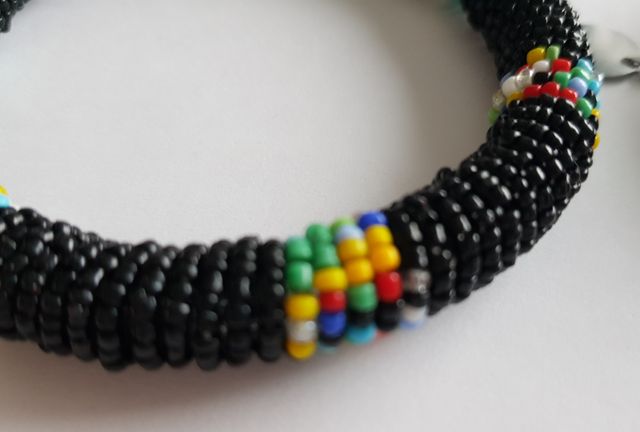 set 2 bracciali neri rigidi