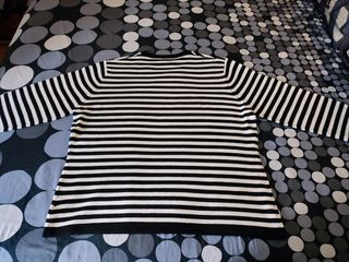Jersey rayas blancas y negras