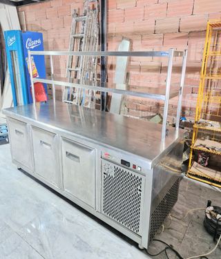 bajo mostrador mesa refrigerada