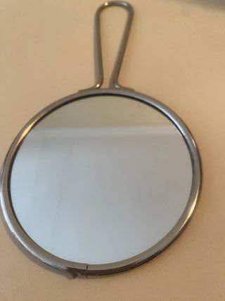 Espejo redondo 11cm x 11cm con asa alargada metáli