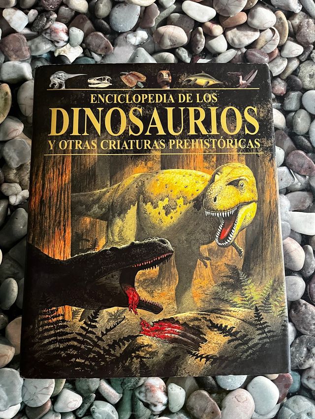 Libro de dinosaurios coleccionista