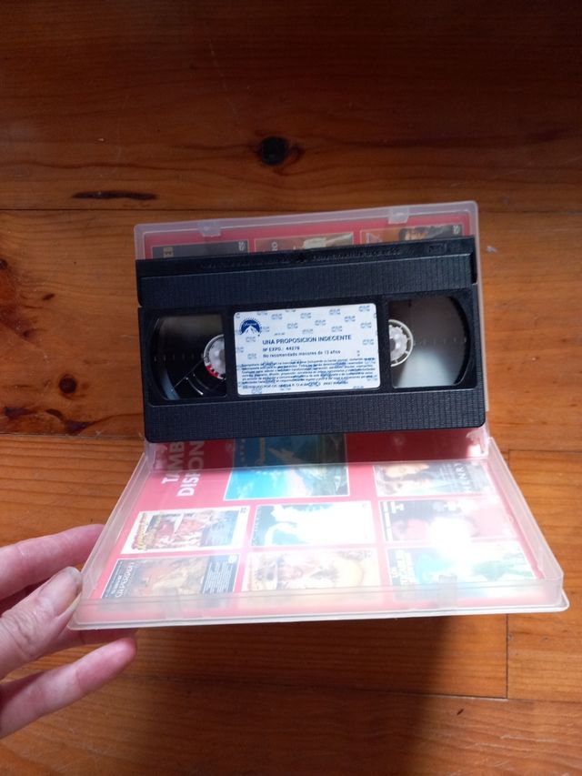 Una Proposicion Indecente VHS