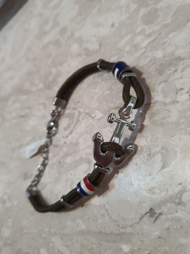 Braccialetto ancora argento e corda