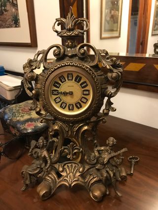 reloj antiguo de sobremesa