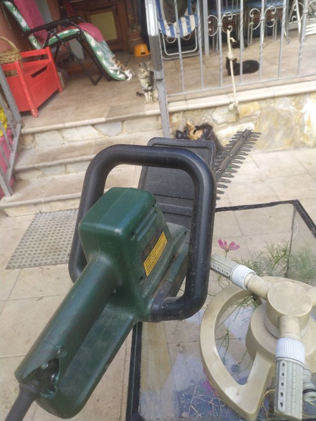 Recorta setos black decker