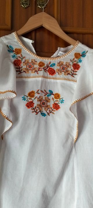 CAMISA BORDADA. 3/4 usos