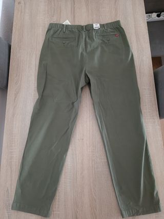Pantalón chino Levis XL Nuevo 