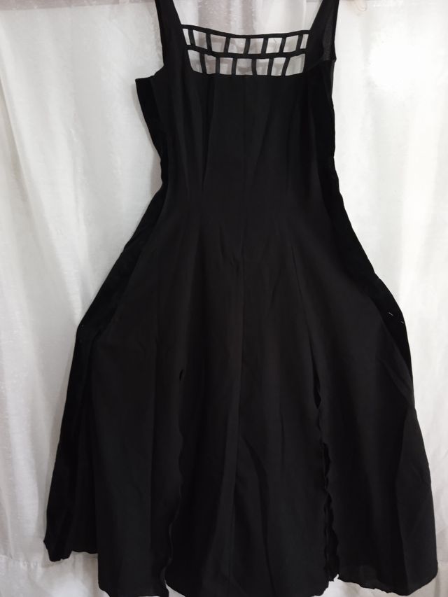 Vestido de fiesta de señora.