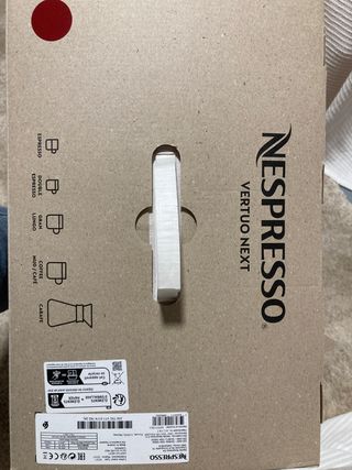 CAFETERA NESPRESSO VERTUO NEXT