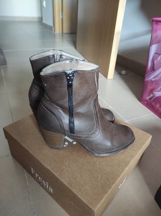Botines marrones Mustang 37 negociable