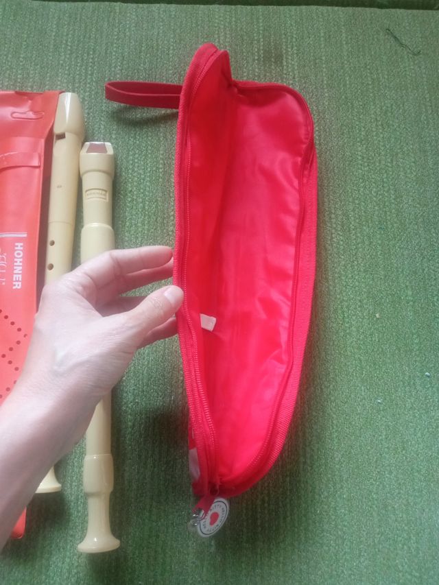 2 Flautas dulces HOHNER y funda Hallo Kitty nueva