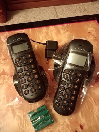 Teléfono fijo inalámbrico y supletorio nuevos.