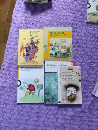 Libros de lectura. Lunares de Renata vendido