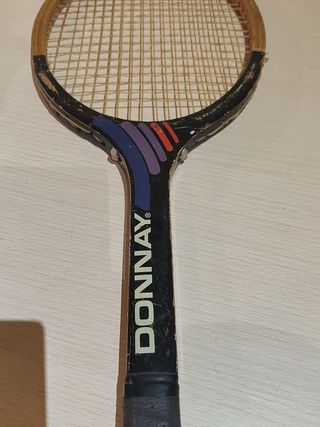 Raqueta de tennis antigua