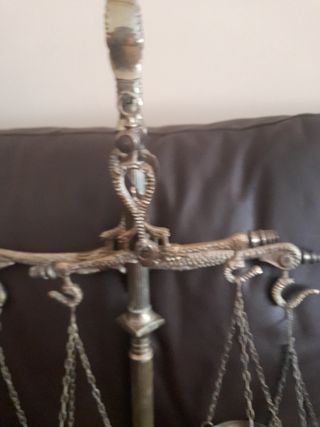 Bascula, la romana de farmacia antigua bronze 