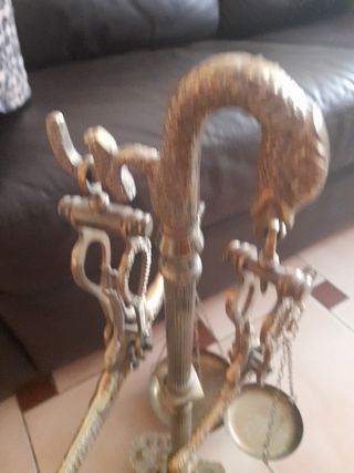 Bascula, la romana de farmacia antigua bronze 