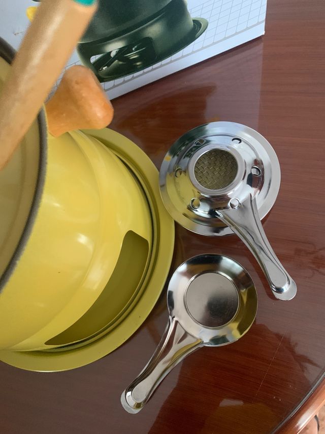 Fondue amarilla Nueva