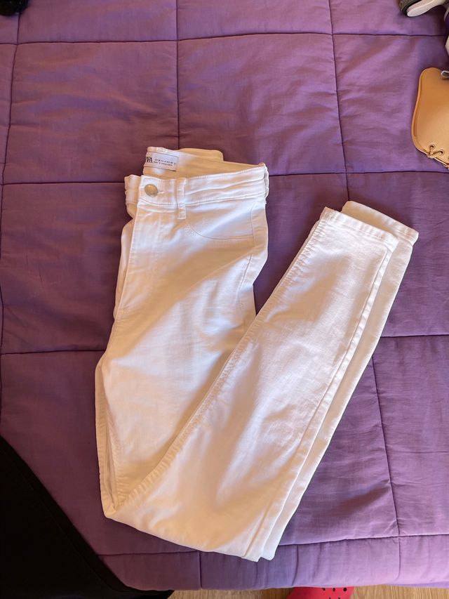 Pantalón vaquero blanco
