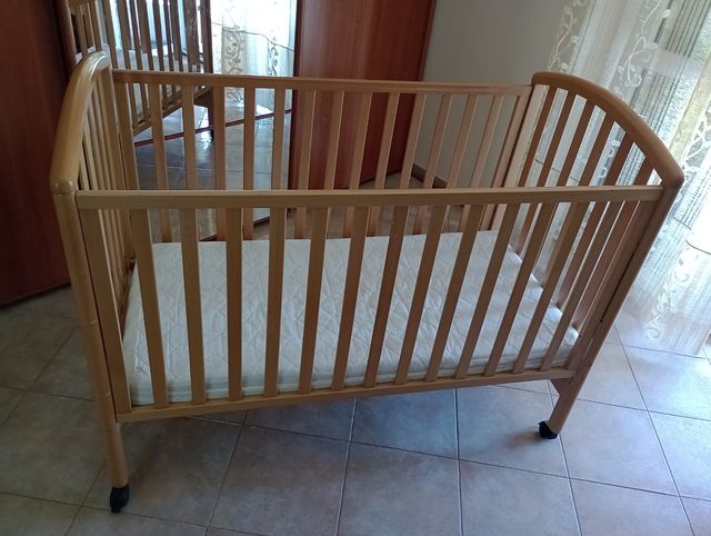 Lettino bimbo con materasso e riduttore culla