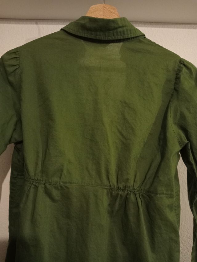 Camisa verde de Stradivarius