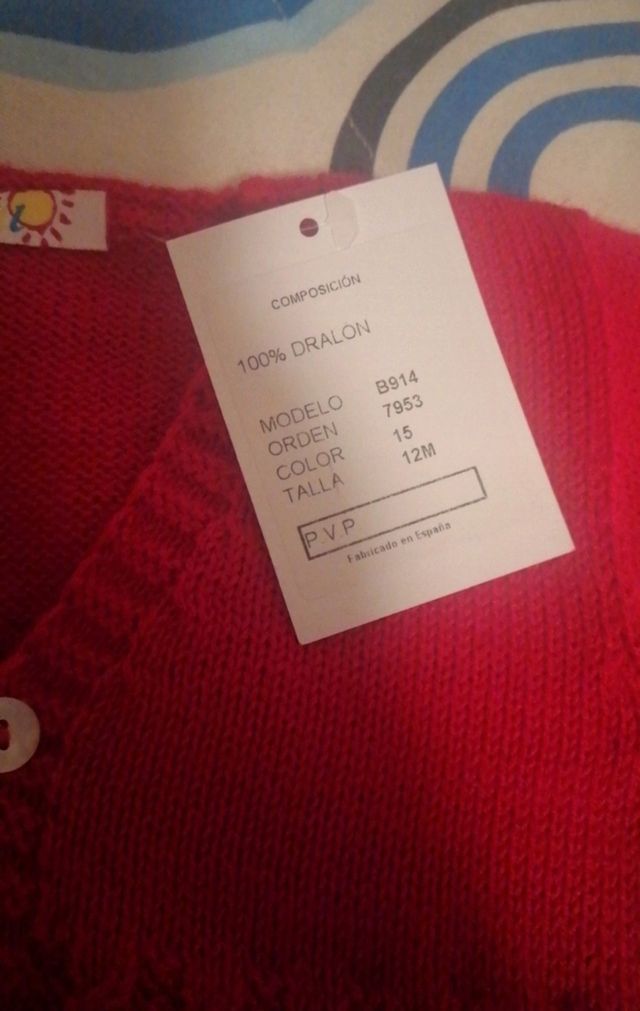 Chaqueta punto roja niña