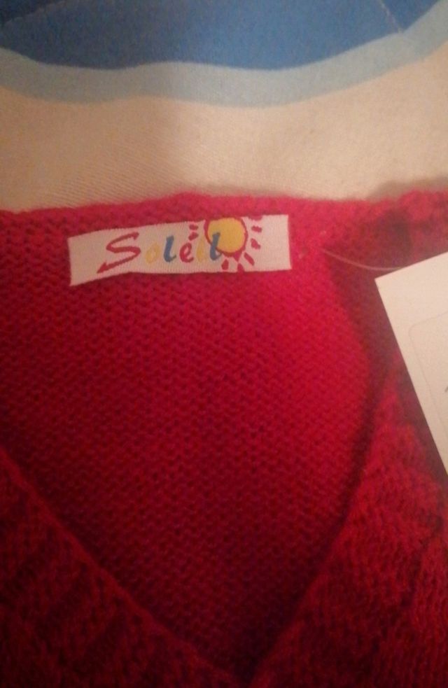 Chaqueta punto roja niña