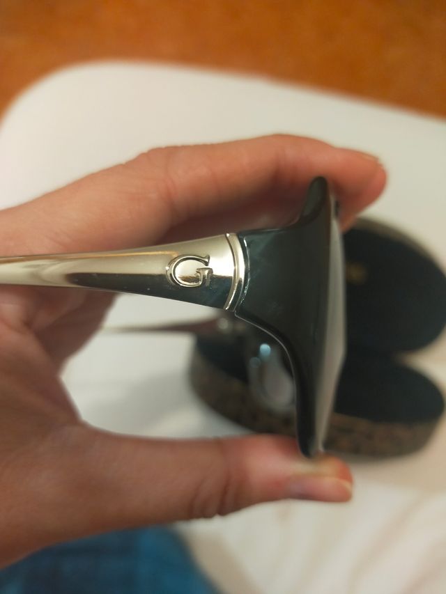 Gafas de sol Guess mujer