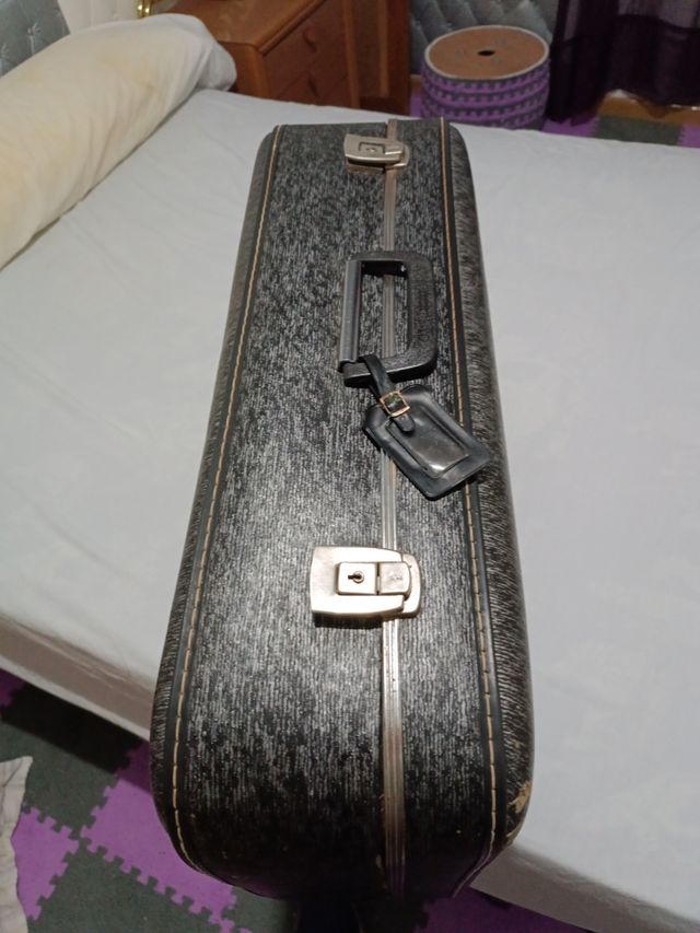 Maleta años 70/80
