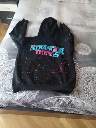 Sudadera stranger things