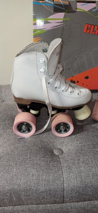 Patines de cuatro ruedas niña