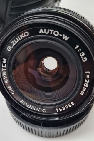 Olympus G.Zuiko Auto-W 28mm 3.5