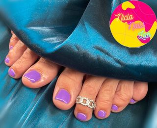 UÑAS GEL SEMIPERMANENTE ACRILICO MANICURA PEDICURA