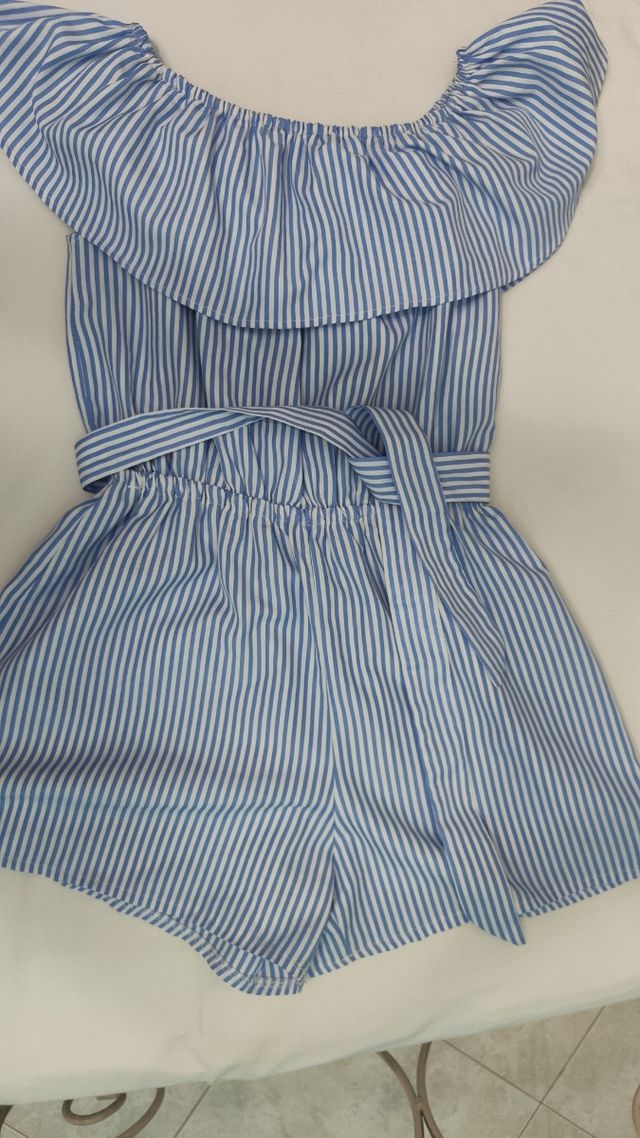 Tutina strisce bianche e azzurre