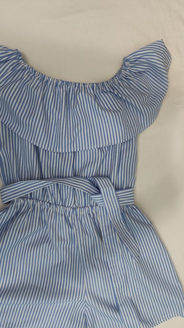 Tutina strisce bianche e azzurre