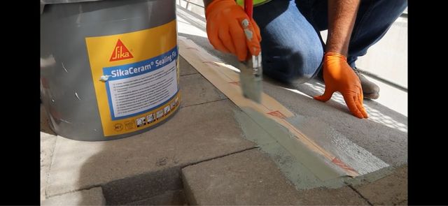 SIKA - SIKACERAM - adhesivo impermeable