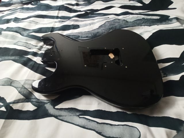 Cuerpo guitarra stratocaster