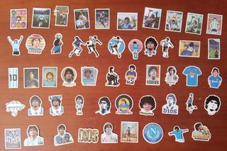 LOTE CROMOS MESSI  ARGENTINA Y MARADONA