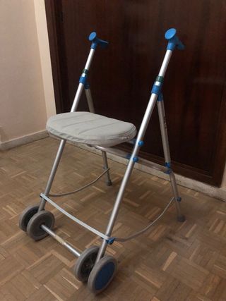 Andador con asiento