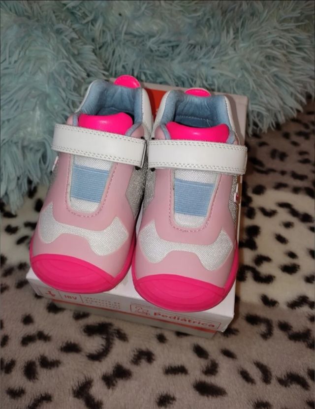 Deportivas, zapatillas bebé niña