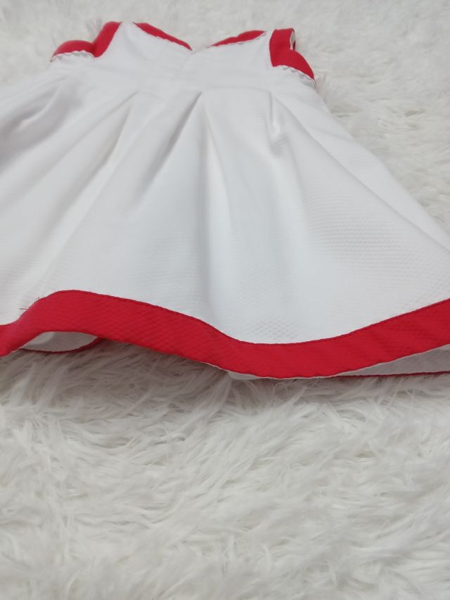 Vestido  precioso de niña Miranda