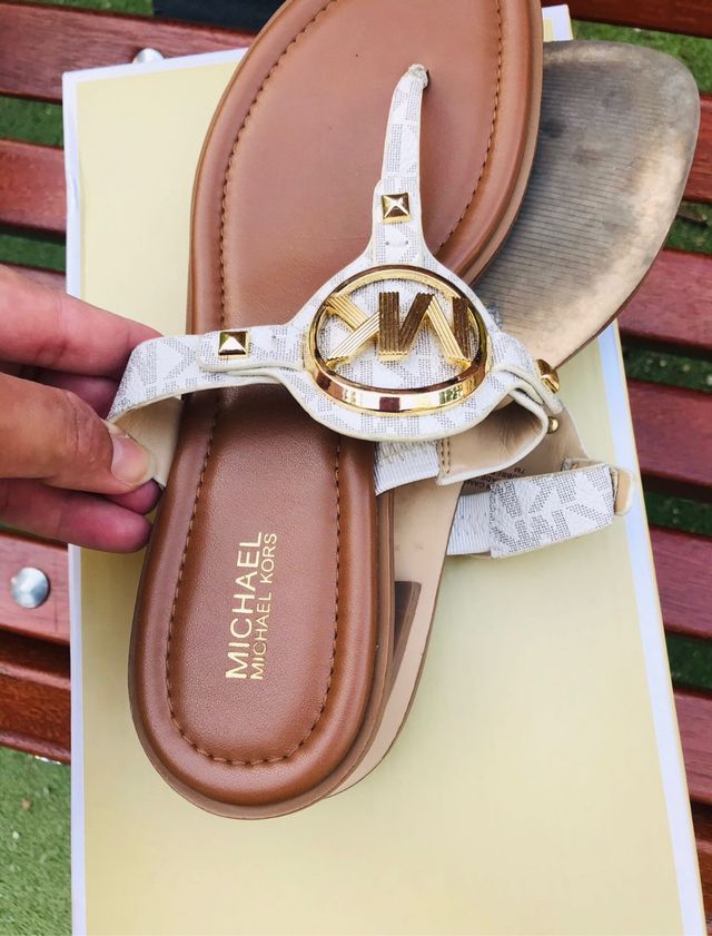 Sandalia piel Michael kors