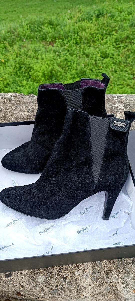 Zapatos de piel marca Pepe jens talla 40