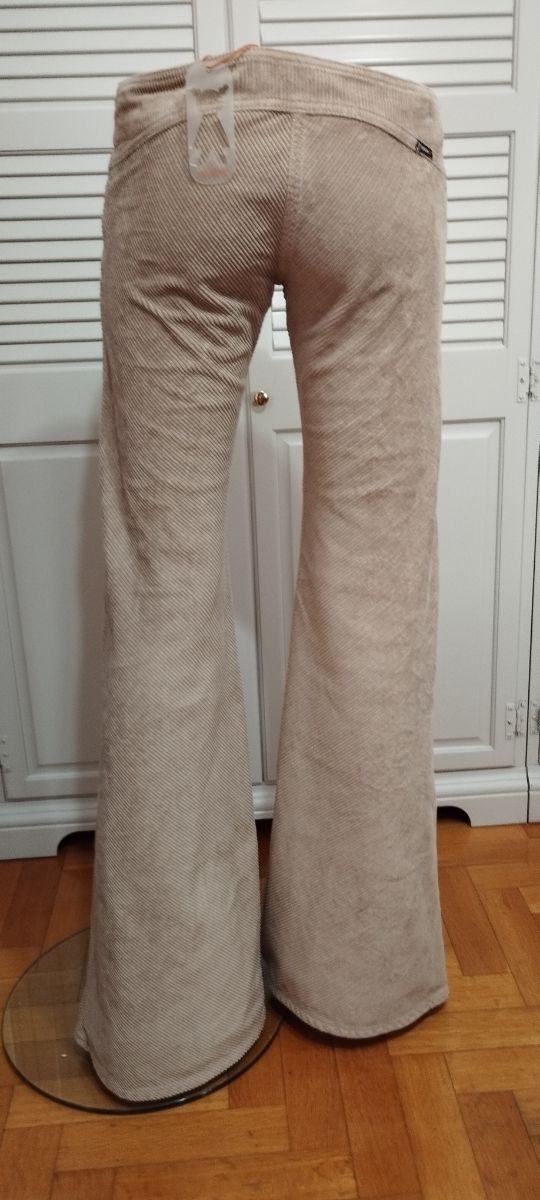 Pantaloni a zampa in velluto beige 40 42