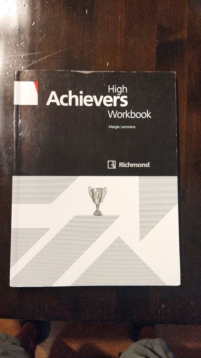 Libro inglés high achievers B2