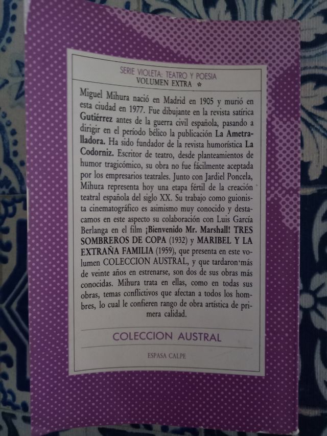 3 Sombreros de copas/Maribel y la extraña familia