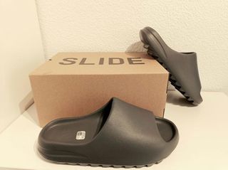 Yeezy Slide