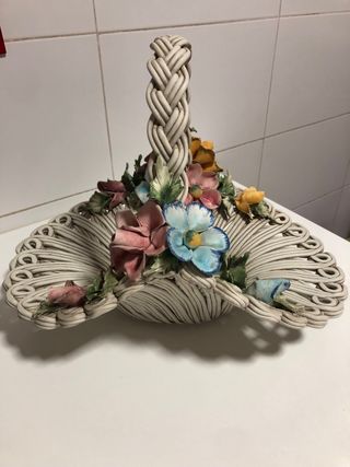 Cesta grande Capodimonte porcelana