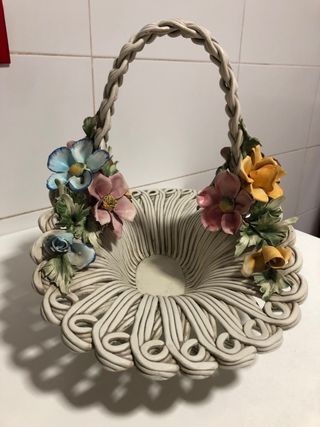 Cesta grande Capodimonte porcelana