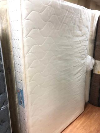 COLCHONES Y SOMIERES SEMINUEVOS🚚🚚