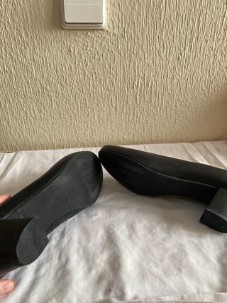 tacones negros - montesinos